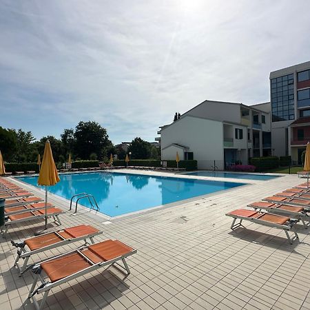 Villaggio Luna Swimmingpool- Agenzia Cocal Caorle Exterior foto