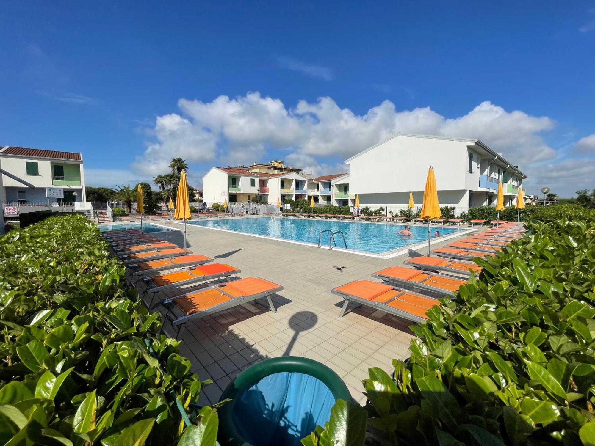 Villaggio Luna Swimmingpool- Agenzia Cocal Caorle Exterior foto