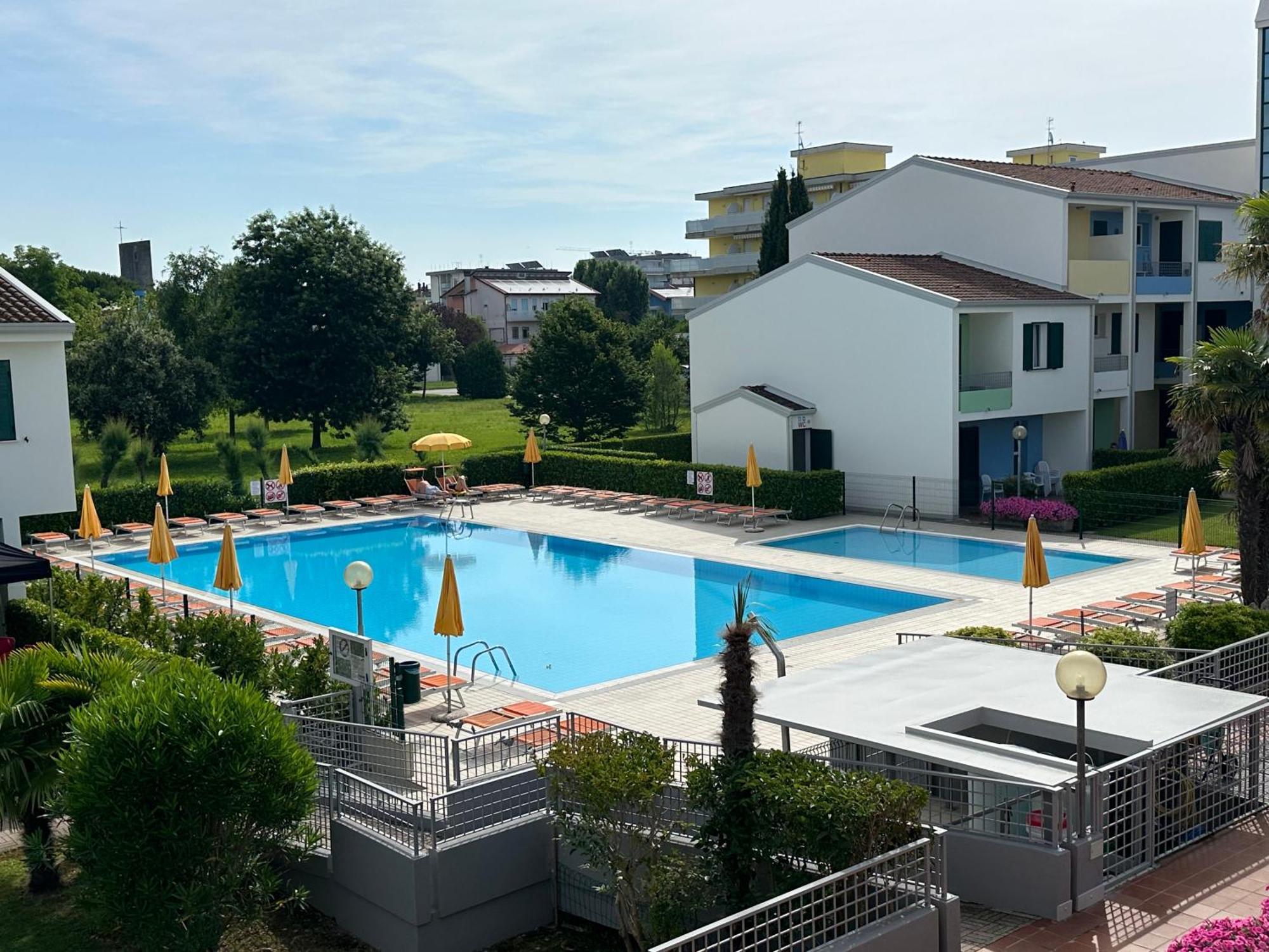 Villaggio Luna Swimmingpool- Agenzia Cocal Caorle Exterior foto